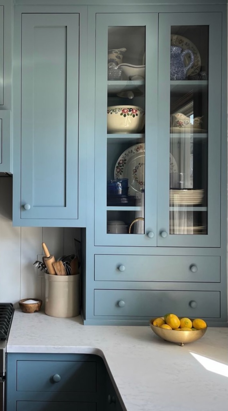 Cabinet door style 3